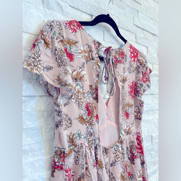 Lela Sky Ruffle Cap Sleeve Floral Dress with Open Back - Picture 5 of 6